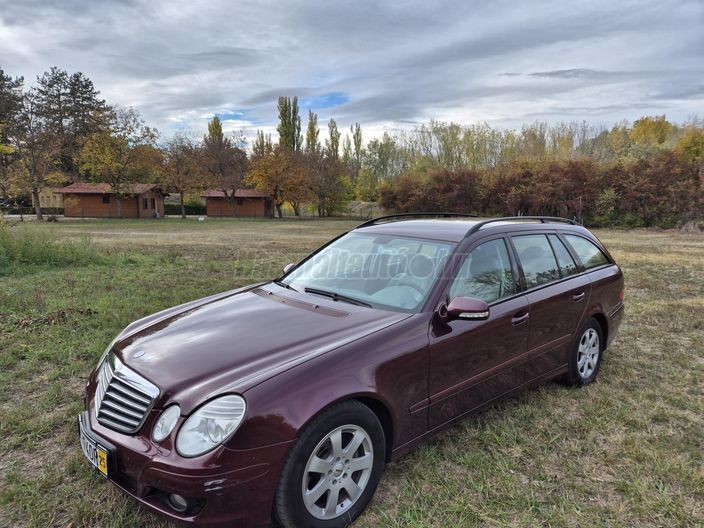 MERCEDES-BENZ E 220 T CDI Classic (Automata)