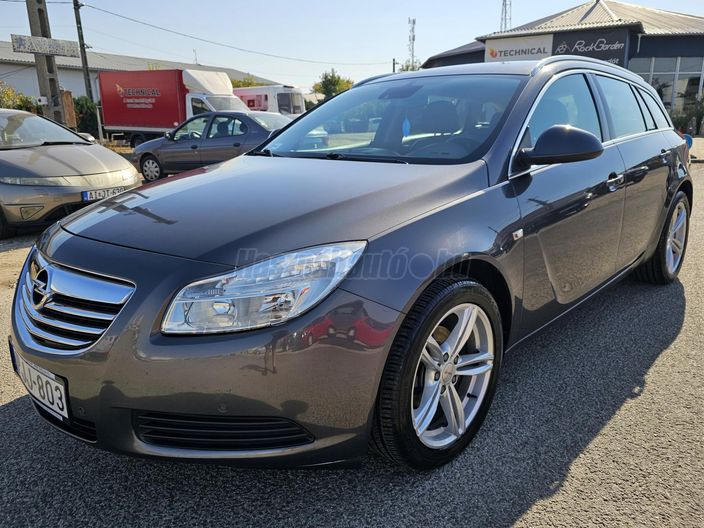 OPEL INSIGNIA Sports Tourer 2.0 CDTI Edition