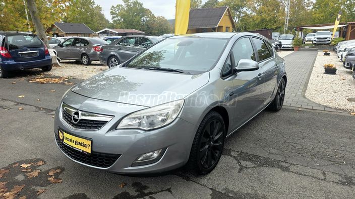 OPEL ASTRA J 1.4 T Enjoy