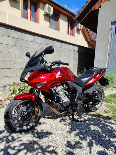 HONDA CBF 600