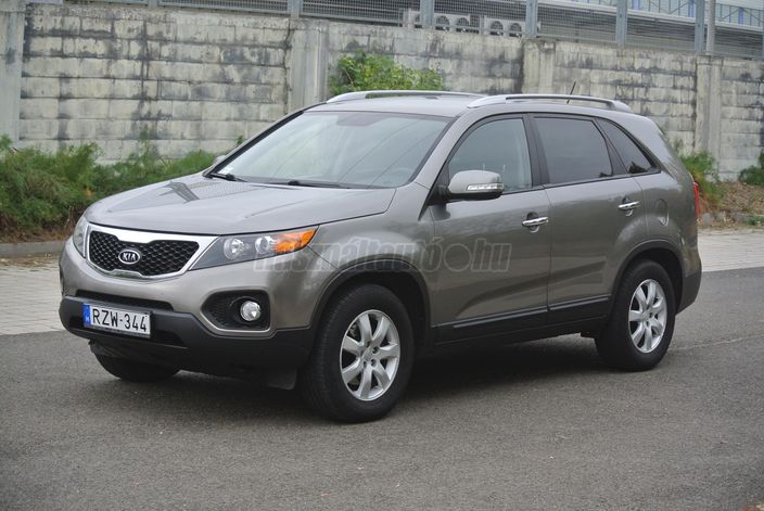 KIA SORENTO 2.0 CRDi LX 2WD
