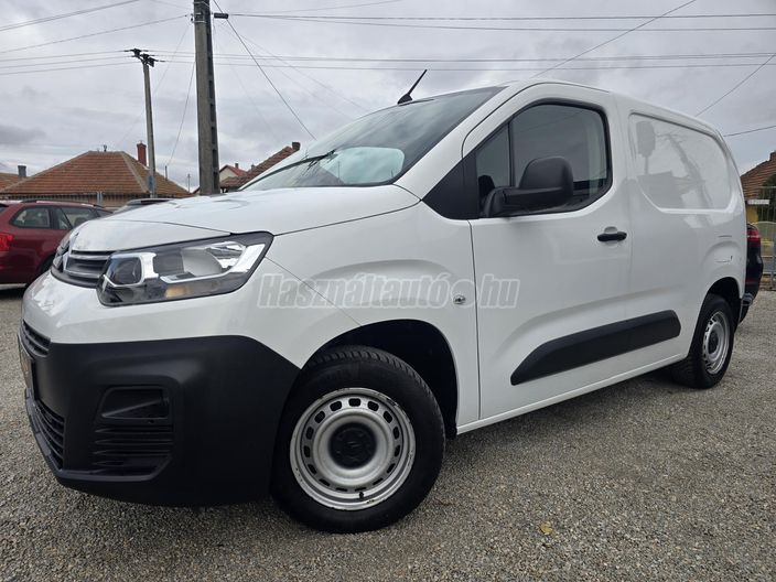 CITROEN BERLINGO 1.5 BlueHDi 100 Club M (3 személyes )