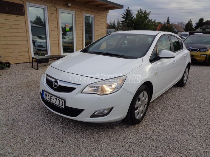 OPEL ASTRA J 1.6 Enjoy
