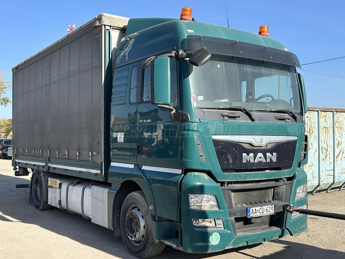 MAN TGX 18.480 rolóponyvás emelőhátfalas