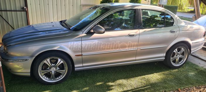 JAGUAR X-TYPE 2.1 V6 Classic