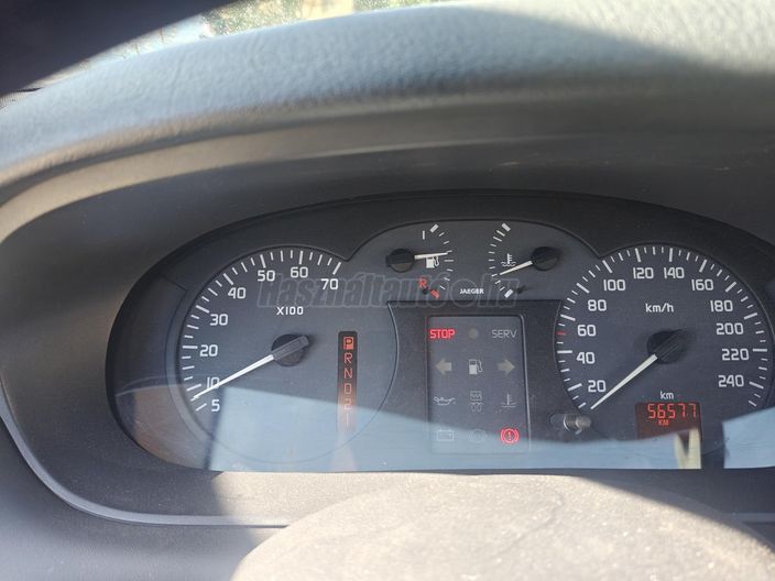 RENAULT MEGANE 1.6 16V Privilege (Automata)