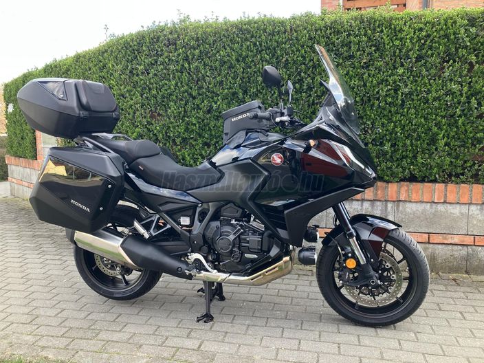 HONDA NT 1100 D