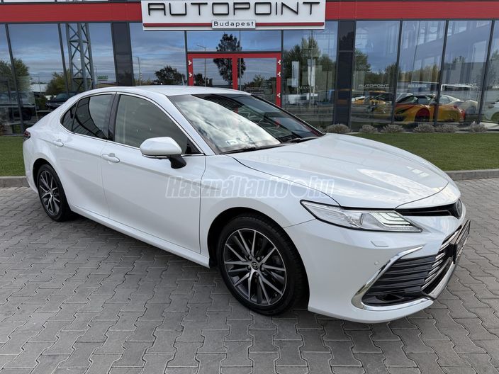 TOYOTA CAMRY 2.5 Hybrid Executive VIP CVT