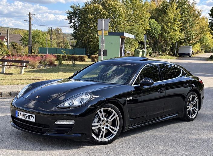 PORSCHE PANAMERA 4S PDK