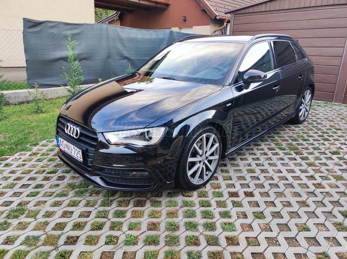 AUDI A3 Sportback 2.0 TDI Attraction S-tronic