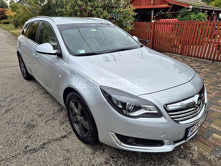 OPEL INSIGNIA Sports Tourer 2.0 CDTI Active