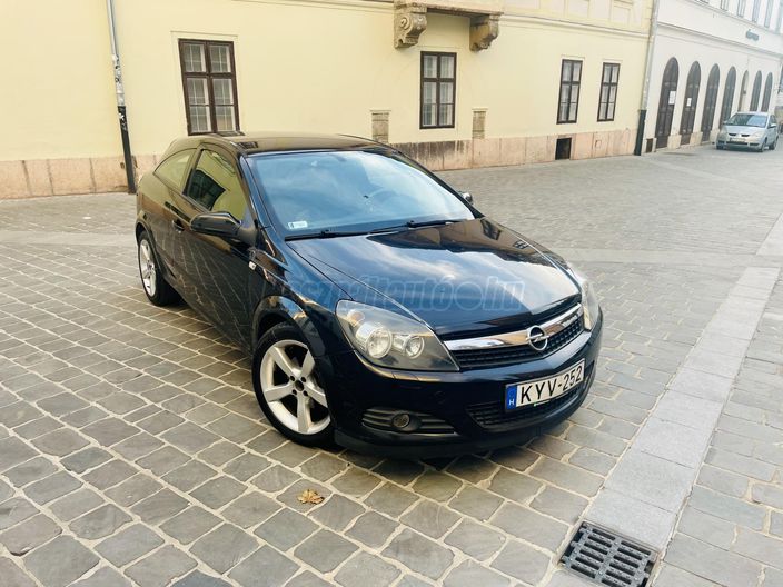 OPEL ASTRA H 1.4 GTC Enjoy