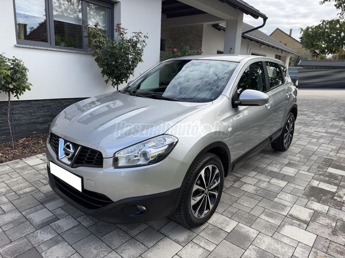 NISSAN QASHQAI 2.0 dCi Tekna