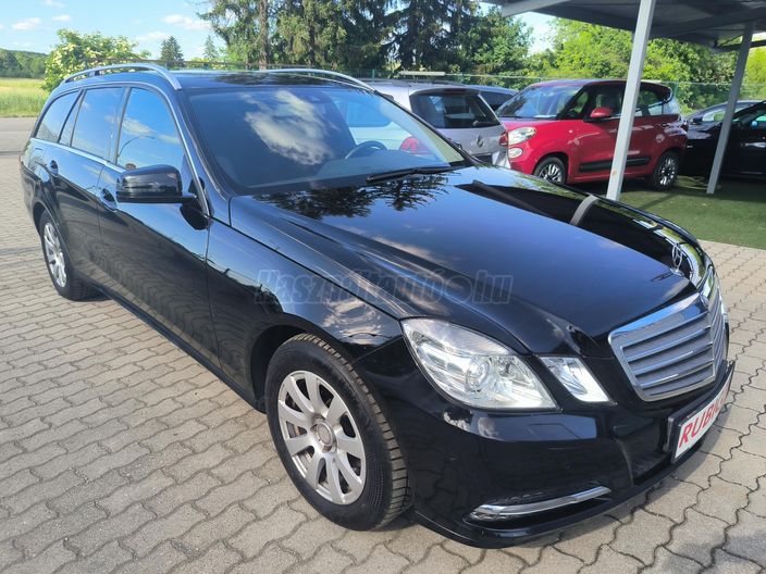 MERCEDES-BENZ E 200 CDI T BlueEFFICIENCY Avantgarde