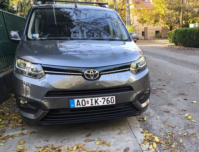 TOYOTA PROACE 1.5 D Combi Base L2H1