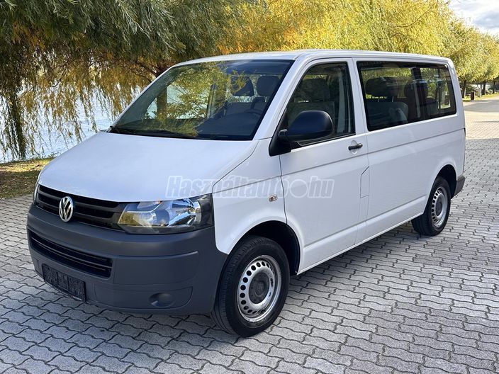 VOLKSWAGEN TRANSPORTER T5 Mikrobusz 2.0 CR TDI ICE (9 személyes )