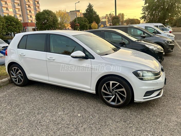 VOLKSWAGEN GOLF VII 1.6 TDI BMT Comfortline
