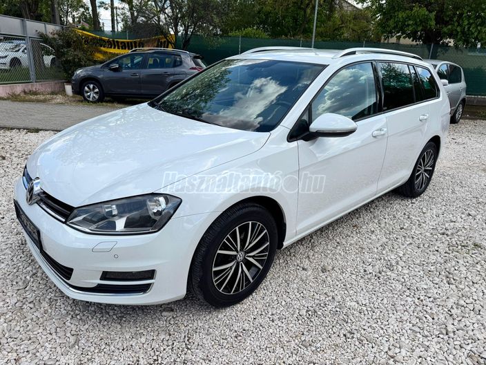 VOLKSWAGEN GOLF VII Variant 1.6 TDI BMT Allstar