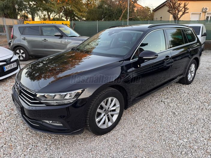 VOLKSWAGEN PASSAT Variant 2.0 TDI SCR Business DSG