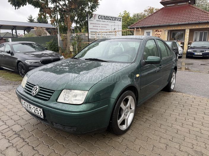 VOLKSWAGEN BORA 1.6 Comfortline