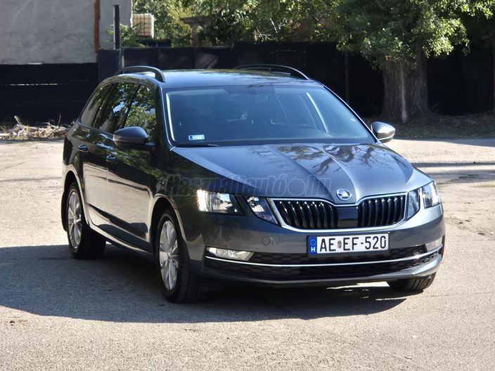 SKODA OCTAVIA Combi 1.6 CR TDI Style DSG