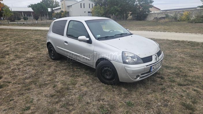RENAULT CLIO 1.5 dCi Dynamique