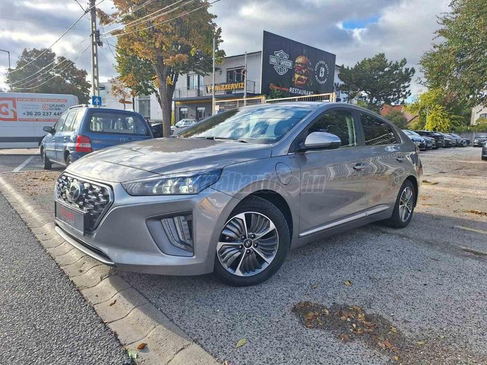 HYUNDAI IONIQ plug-in 1.6 GDi Comfort DCT