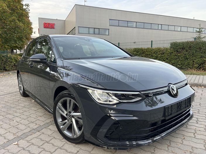VOLKSWAGEN GOLF VIII 1.5 TSI Style