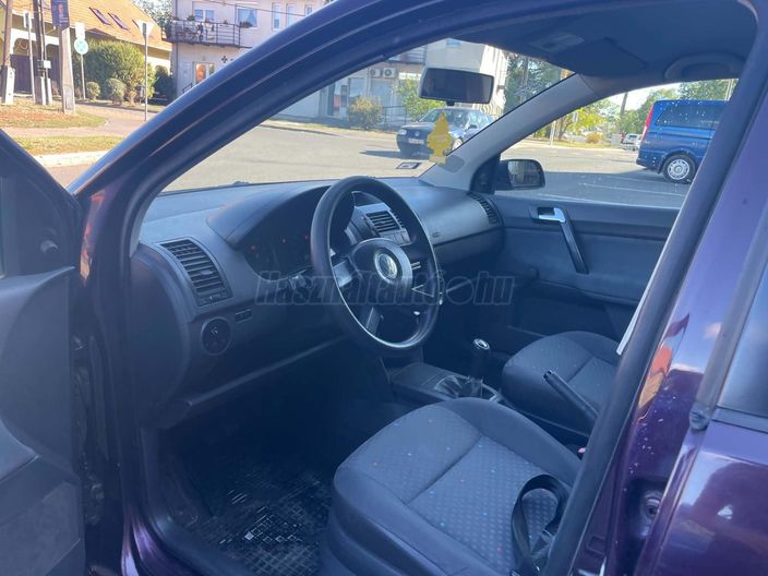VOLKSWAGEN POLO IV 1.2 65 12V Highline