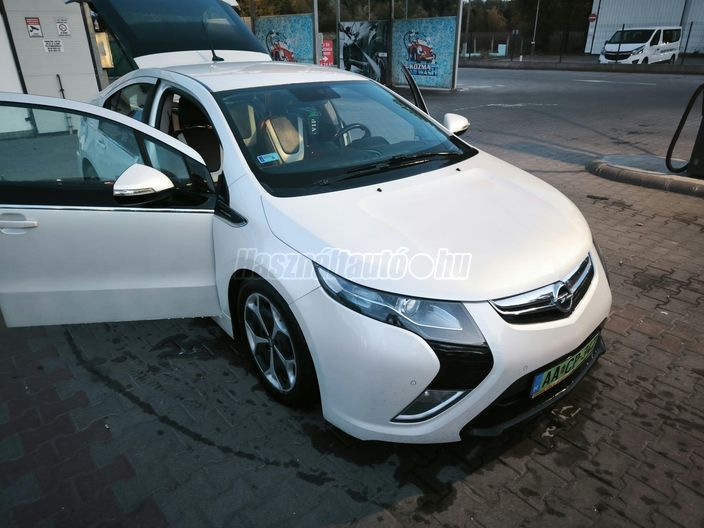 OPEL AMPERA E-Pioneer (Automata)