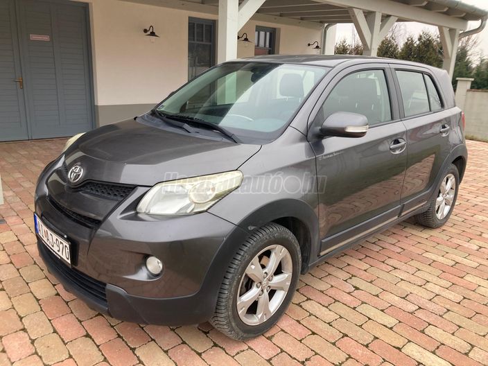TOYOTA URBAN CRUISER 1.4 D-4D Exe AWD