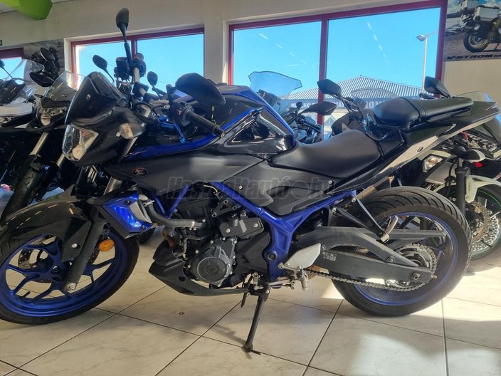 YAMAHA MT-03