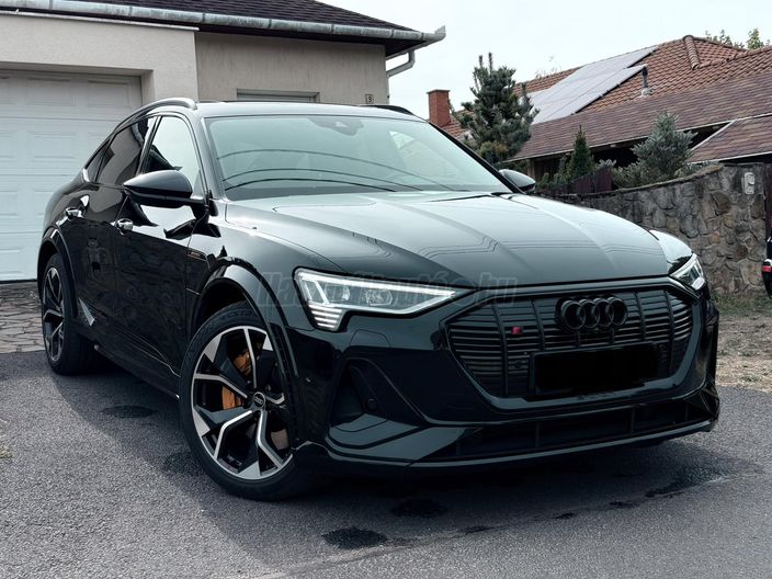 AUDI E-TRON Sportback 60 S quattro (Automata)