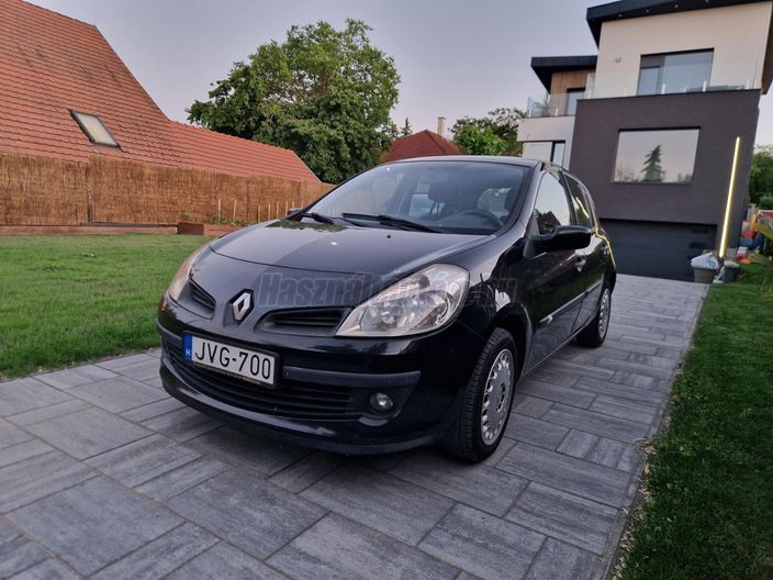 RENAULT CLIO 1.4 16V Nature