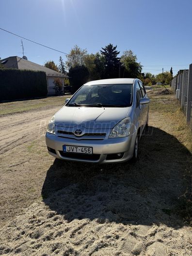 TOYOTA COROLLA VERSO 1.8 Linea Sol M-MT