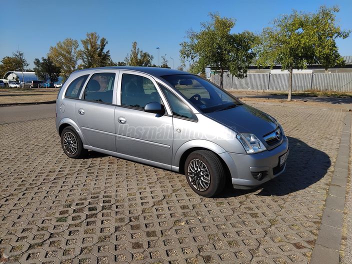 OPEL MERIVA A 1.6 16V Essentia