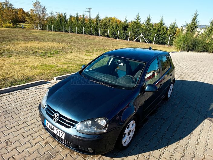 VOLKSWAGEN GOLF V 1.6 Perfekt
