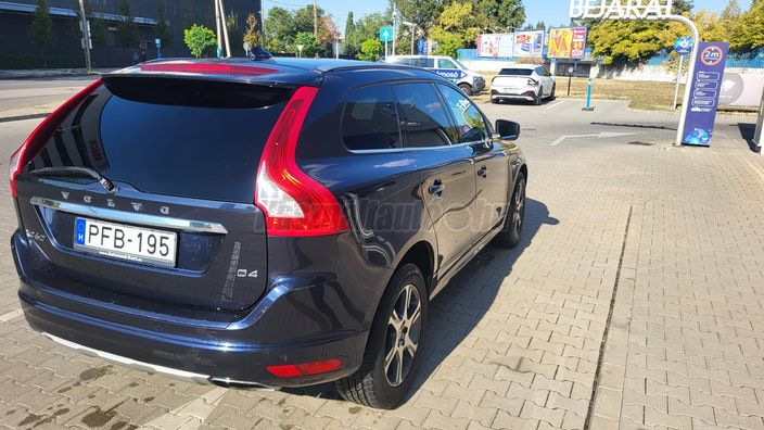 VOLVO XC60 2.0 D [D3] Ocean Race Geartronic FWD