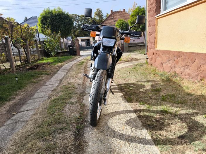 YAMAHA XT 600 E
