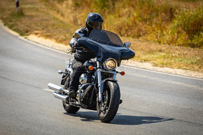SUZUKI VZ 800 (INTRUDER)