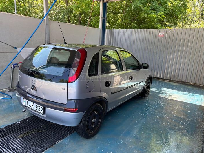 OPEL CORSA C 1.2 16V Club
