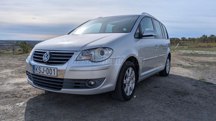 VOLKSWAGEN TOURAN 2.0 PD TDI Highline DSG