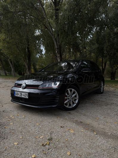 VOLKSWAGEN GOLF VII 2.0 TSI BMT GTI