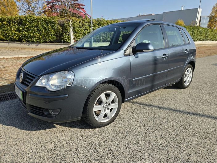 VOLKSWAGEN POLO IV 1.4 80 16V Perfekt