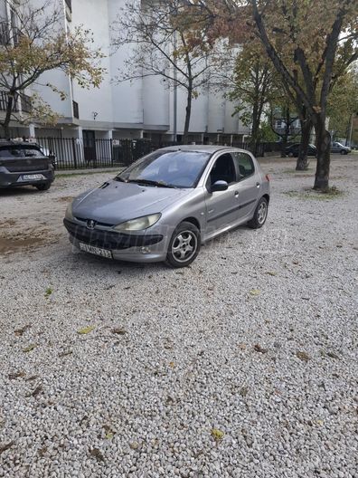 PEUGEOT 206 1.4 Color Line