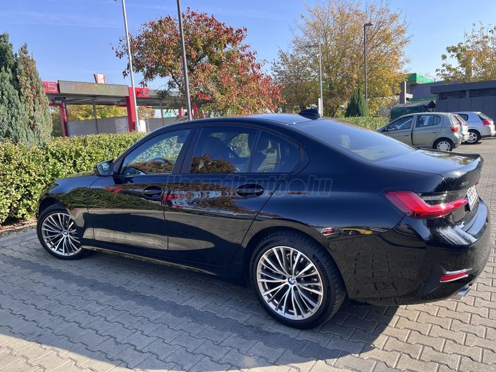 BMW 320 320i xDrive Advantage (Automata)
