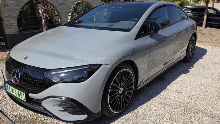 MERCEDES-BENZ EQE 500 4Matic