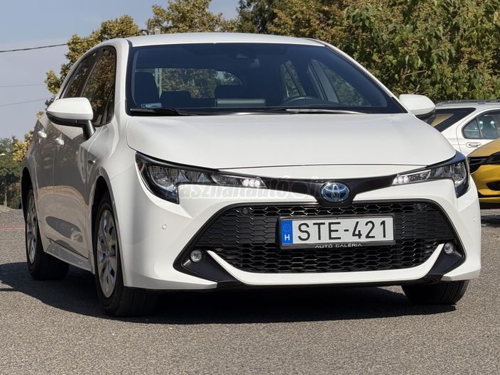 TOYOTA COROLLA 1.8 Hybrid Comfort Business e-CVT