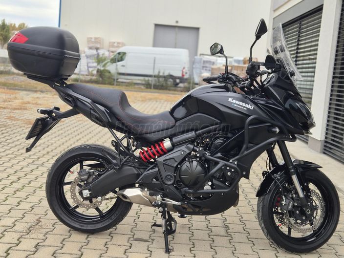 KAWASAKI VERSYS 650