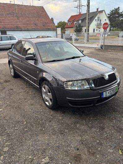 SKODA SUPERB 2.0 PD TDI Style